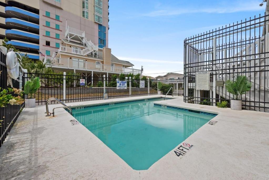 Апартаменты Perfect Location 1Br Pool Parking Outside Area 8 Миртл-Бич Экстерьер фото
